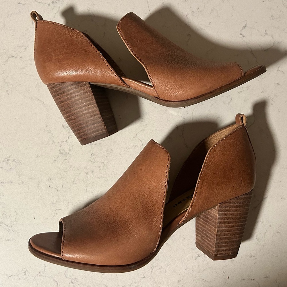 EUC 🍀 Lucky Brand Junai Leather Open Peep Toe Ankle Bootie Heeled Sandals - Picture 14 of 16